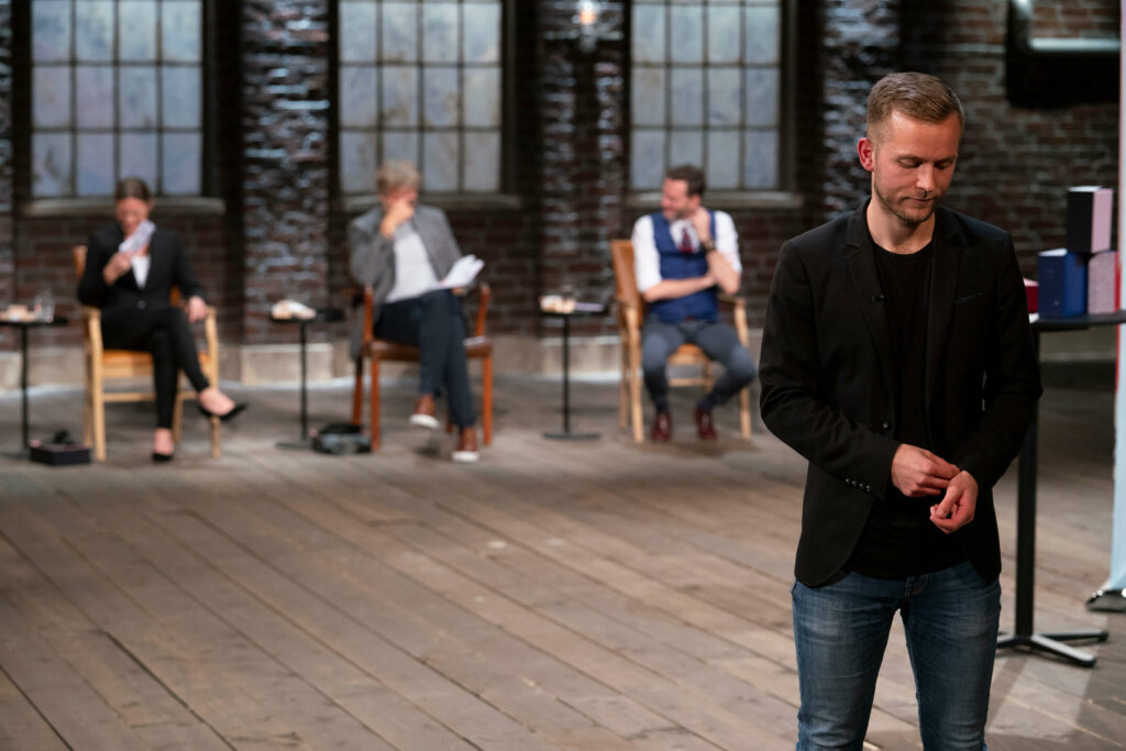 Kærlighed på abonnement, L'amourbox, DR1, Bizz Up, Løvens Hule