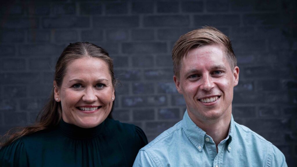 Cogo, momondo, Bizz Up