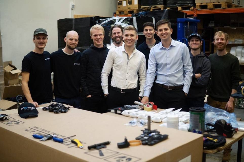 ProOwnedCycling, Internationalisering, Bizz Up