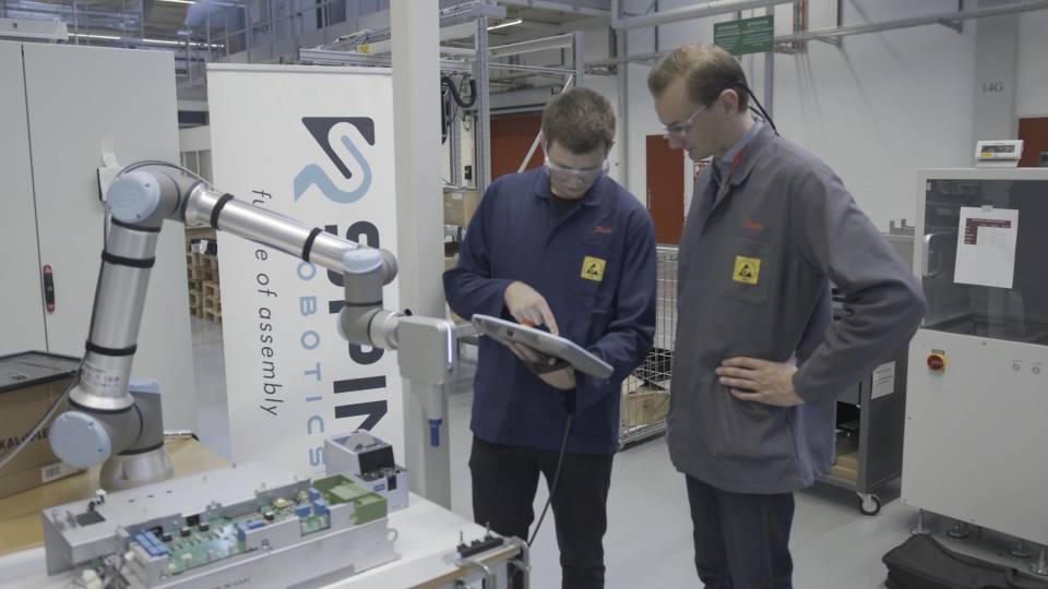 Spin Robotics, Tech, Bizz Up