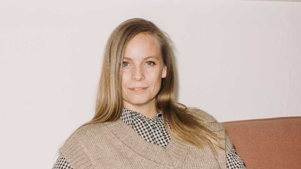 Sinful, Gazelle, Bizz Up