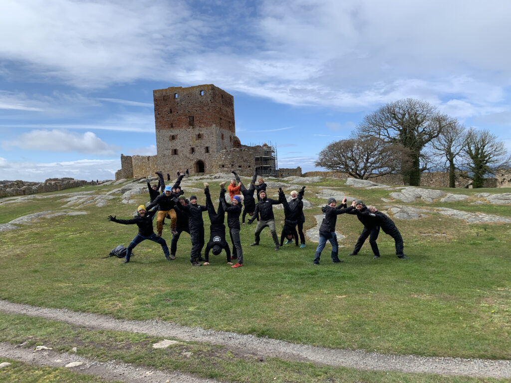 WalkAway, netværk, Bizz Up