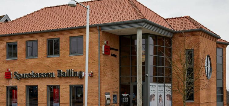 Sparekassen Balling: Vi kender – og bakker op om – kunderne og deres hverdag!