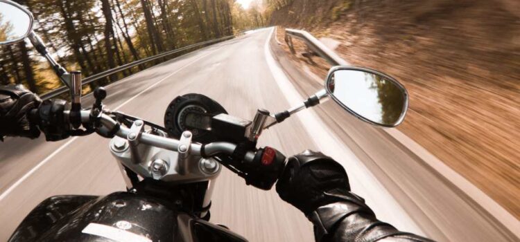 Danmarks største køreskole køber 70 nye motorcykler