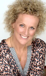 Camilla Clausen, netværkeren, Bizz Up
